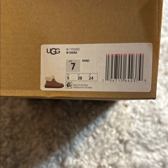 UGG Tan Suede Ankle Boots with Shearling - Picture 3 of 7